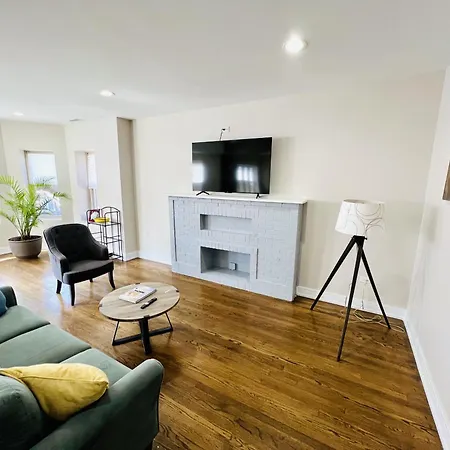 Harmony Near The Lake, Modern 3 Bed 2 Bath